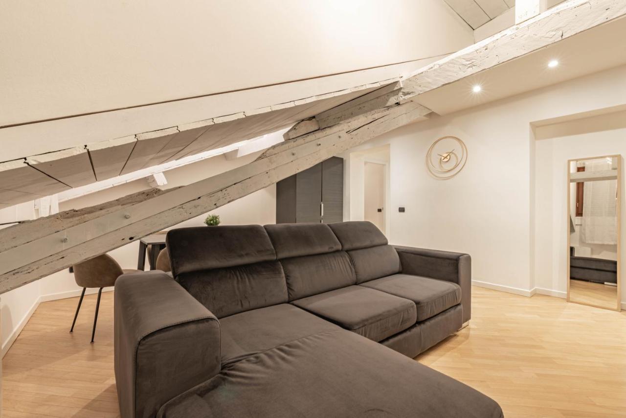 Brera Flat Near Duomo Apartment Milan Exterior photo